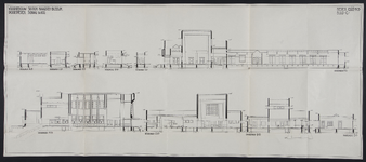 881141 Doorsneden van het nieuwe voorgebouw van het N.S.-station Naarden-Bussum te Bussum.